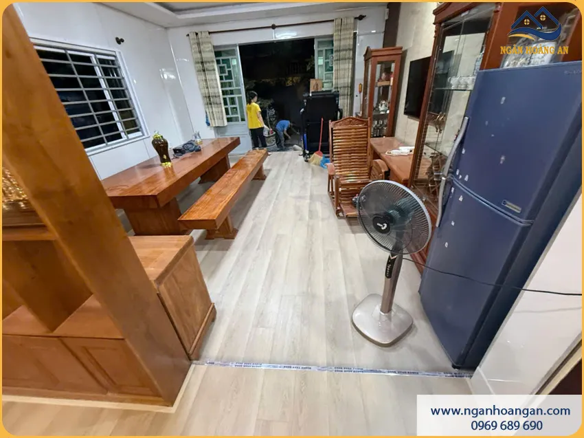 Sàn Nhựa Hèm Khoá SPC Hobiwood HS74 Dày 7mm